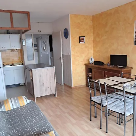 아파트 Tamaris 42 *